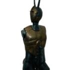 „Minotaurus“ von Paul Wunderlich – 185 cm hohe Bronze-Skulptur in patinierter und polierter Oberfläche, stilisierte Figur zwischen Mensch und Stier