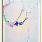 Cevin Parker – „Brighter Dream“, Unikat, Spray und Acryl auf Leinwand, 80 × 100 cm, handsigniert, abstrakte Farbschwünge in Pastell und kräftigen Akzenten.