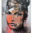 Porträt „Icon II“ von Ilona Griss-Schwärzler, Öl- und Acrylgemälde mit dynamischen Farbschichten in Orange-, Grau- und Schwarztönen, Unikat 100 × 120 cm.