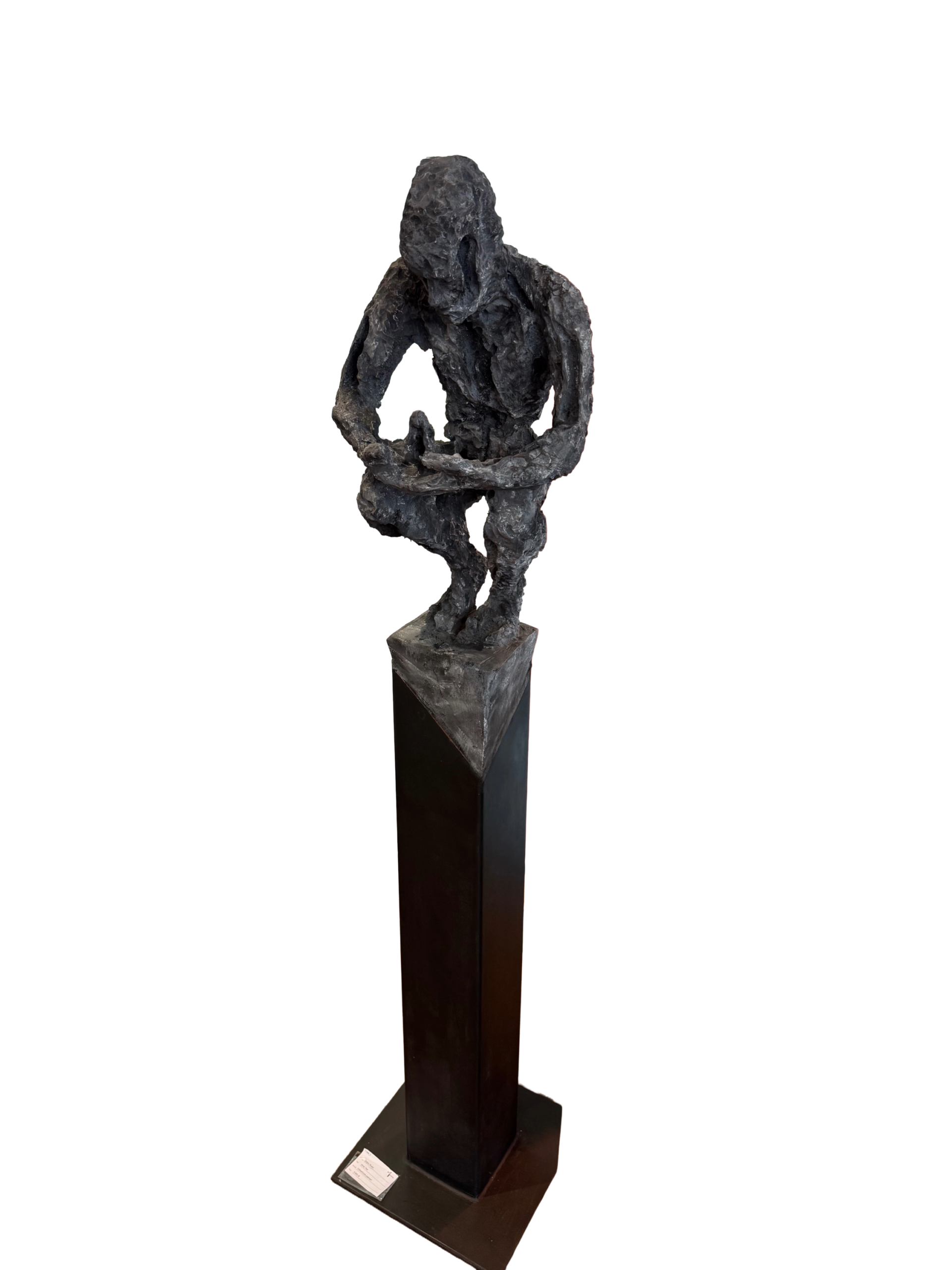 img_3843 Zeljko Rusic Holzskulptur aus patinierter Eiche, signiertes Unikat, 161 cm hoch, Figur auf hohem Sockel