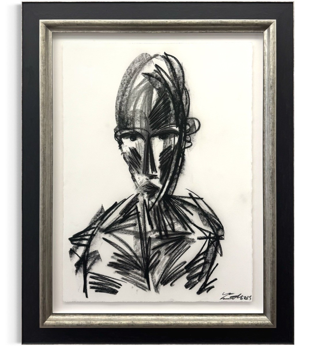 2185015d-a070-449e-a41c-727651f52866 Leon Löwentraut Jason 56 x 75 cm Kohlezeichnung auf Papier signiertes Unikat mit frontalem Porträt in schwarzer Kohle auf weißem Hintergrund.