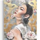 Astrid Stöfhas Golden Lychee – Porträt einer Frau mit Blattgold-Hintergrund und floralen Elementen, Öl und Mischtechnik auf Leinwand.