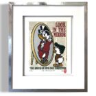 Appollo THE MIRRORBORN Collage mit Dagobert Duck im Spiegel und Blattgoldrahmen auf Zeitungshintergrund