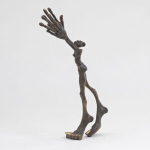 Bronzeskulptur „Frau von Leichtsinn“ von Tim David Trillsam