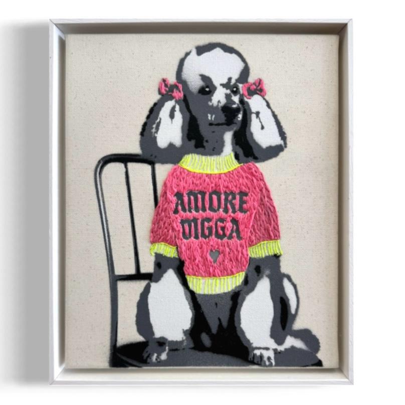 claudia_simon_pop_art_young_poodle Claudia Simon „Amore Digga“, gerahmtes Stencil eines Pudels mit handgesticktem pinkfarbenem Pullover auf Leinwand.