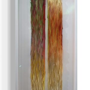 3D-Objekt „Farbklang (zweiteilig)“ von Gabriele Mierzwa – signiertes Unikat (50 × 90 cm) mit zwei vertikalen Lamellenfeldern in Natur- und Goldtönen.
